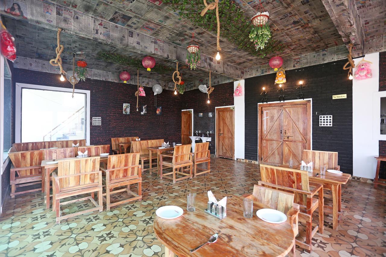 Oyo 10104 Radhika Resort Kota  Zewnętrze zdjęcie