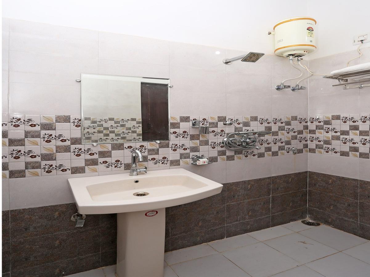 Oyo 10104 Radhika Resort Kota  Zewnętrze zdjęcie